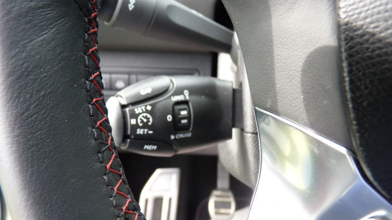 Photo 11 de l'offre de PEUGEOT 308 1.2 PURETECH 130CH S&S GT à 22990€ chez Vent d'ouest automobiles