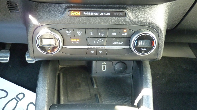Photo 11 de l'offre de FORD FOCUS 1.0 ECOBOOST 125CH ST-LINE 96G à 17490€ chez Vent d'ouest automobiles