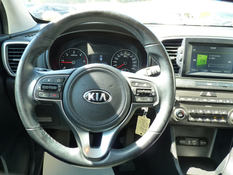 Photo 8 de l'offre de KIA SPORTAGE 1.7 CRDI 115CH ISG ACTIVE 4X2 à 12990€ chez Vent d'ouest automobiles