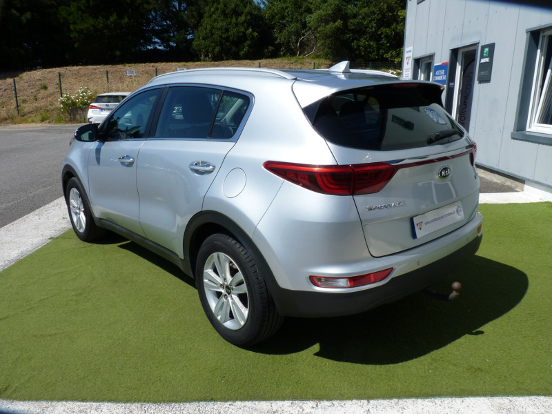 Photo 3 de l'offre de KIA SPORTAGE 1.7 CRDI 115CH ISG ACTIVE 4X2 à 12990€ chez Vent d'ouest automobiles