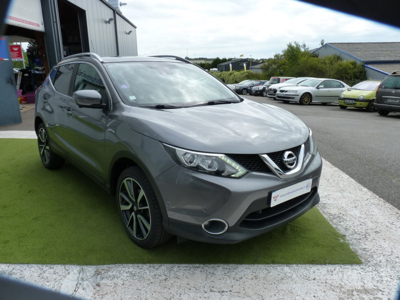 Photo 2 de l'offre de NISSAN QASHQAI 1.2L DIG-T 115CH TEKNA à 14250€ chez Vent d'ouest automobiles