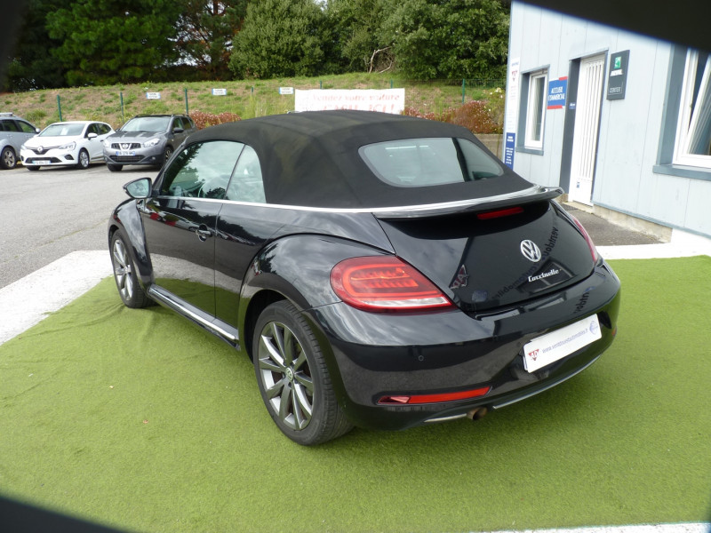 Photo 3 de l'offre de VOLKSWAGEN COCCINELLE CABRIOLET 1.2 TSI 105CH BLUEMOTION TECHNOLOGY COUTURE EXCLUSIVE DSG7 à 20990€ chez Vent d'ouest automobiles