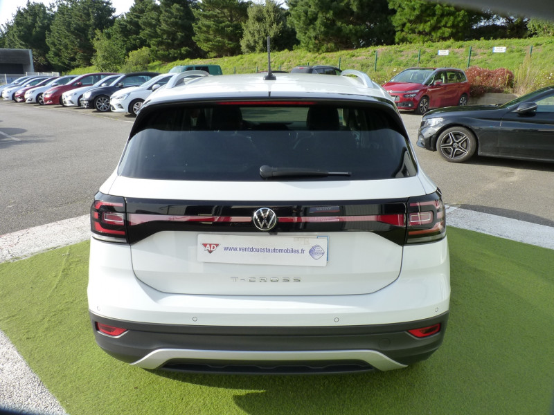 Photo 15 de l'offre de VOLKSWAGEN T-CROSS 1.0 TSI 110CH CARAT DSG7 à 22990€ chez Vent d'ouest automobiles