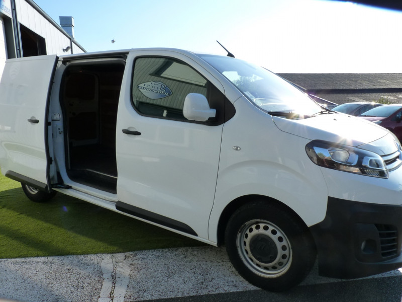 Photo 14 de l'offre de CITROEN JUMPY FG M 1.6 BLUEHDI 115CH BUSINESS S&S à 16990€ chez Vent d'ouest automobiles