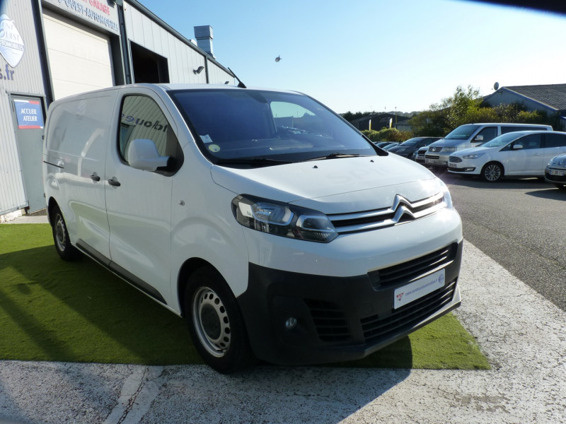 Photo 2 de l'offre de CITROEN JUMPY FG M 1.6 BLUEHDI 115CH BUSINESS S&S à 16990€ chez Vent d'ouest automobiles