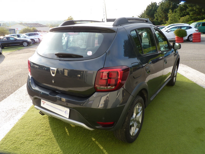 Photo 4 de l'offre de DACIA SANDERO 0.9 TCE 90CH STEPWAY -18 à 10490€ chez Vent d'ouest automobiles