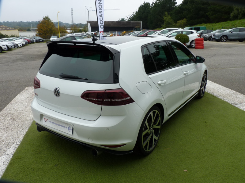 Photo 4 de l'offre de VOLKSWAGEN GOLF VII 2.0 TSI 265CH BLUEMOTION TECHNOLOGY GTI CLUBSPORT 5P à 23990€ chez Vent d'ouest automobiles