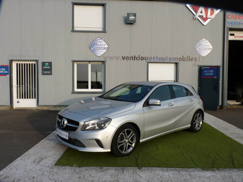 Mercedes-Benz CLASSE A 180 D INSPIRATION 7G-DCT Diesel GRIS Occasion à vendre