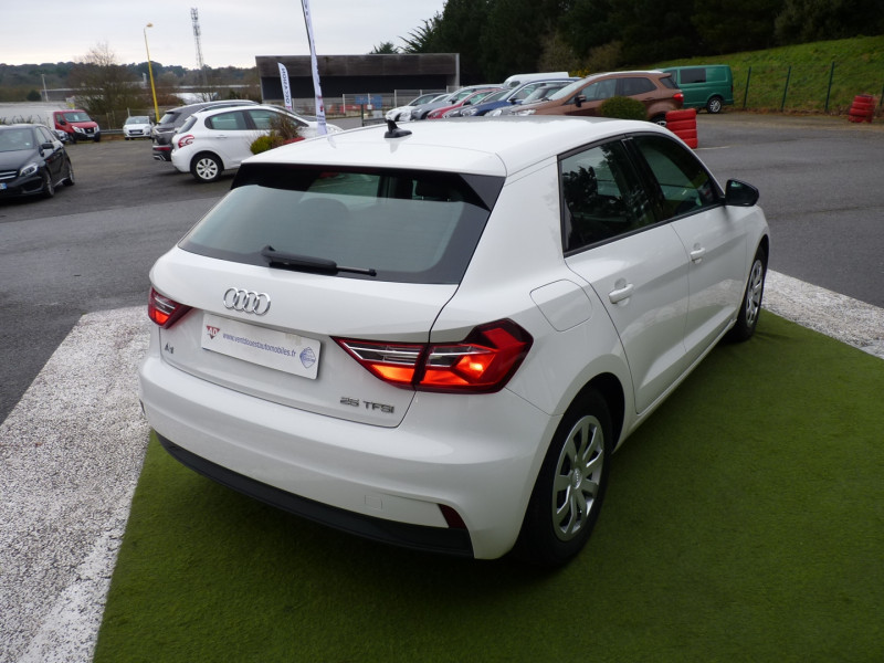 Photo 4 de l'offre de AUDI A1 SPORTBACK 25 TFSI 95CH à 14490€ chez Vent d'ouest automobiles