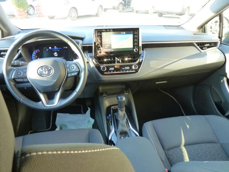 Photo 7 de l'offre de TOYOTA COROLLA 122H DYNAMIC BUSINESS + STAGE HYBRID ACADEMY MY21 à 18490€ chez Vent d'ouest automobiles