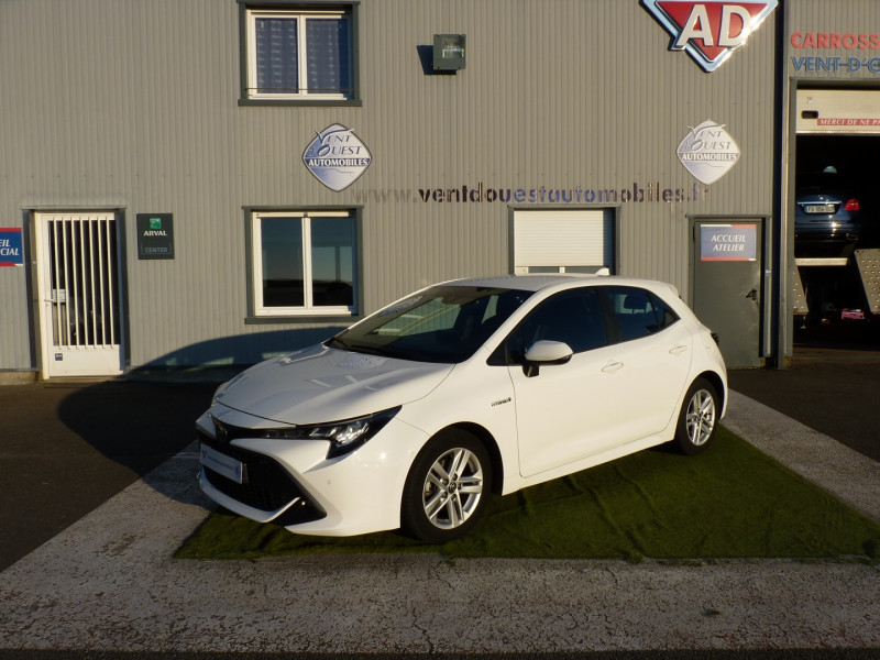 Toyota COROLLA 122H DYNAMIC BUSINESS + STAGE HYBRID ACADEMY MY21 Hybride BLANC Occasion à vendre