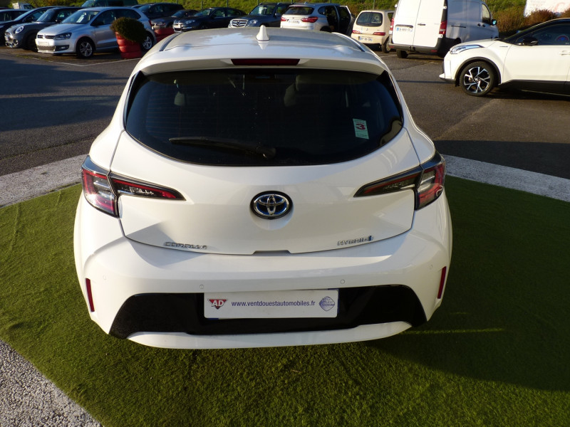 Photo 15 de l'offre de TOYOTA COROLLA 122H DYNAMIC BUSINESS + STAGE HYBRID ACADEMY MY21 à 18490€ chez Vent d'ouest automobiles