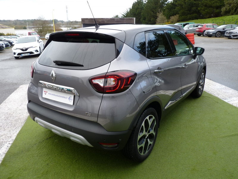 Photo 4 de l'offre de RENAULT CAPTUR 1.3 TCE 150CH FAP INTENS EDC à 13990€ chez Vent d'ouest automobiles