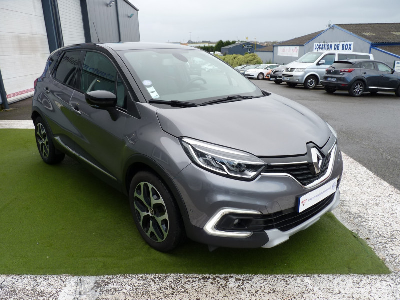 Photo 2 de l'offre de RENAULT CAPTUR 1.3 TCE 150CH FAP INTENS EDC à 13990€ chez Vent d'ouest automobiles