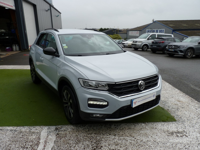 Photo 2 de l'offre de VOLKSWAGEN T-ROC 2.0 TDI 150CH IQ.DRIVE DSG7 EURO6D-T à 23900€ chez Vent d'ouest automobiles