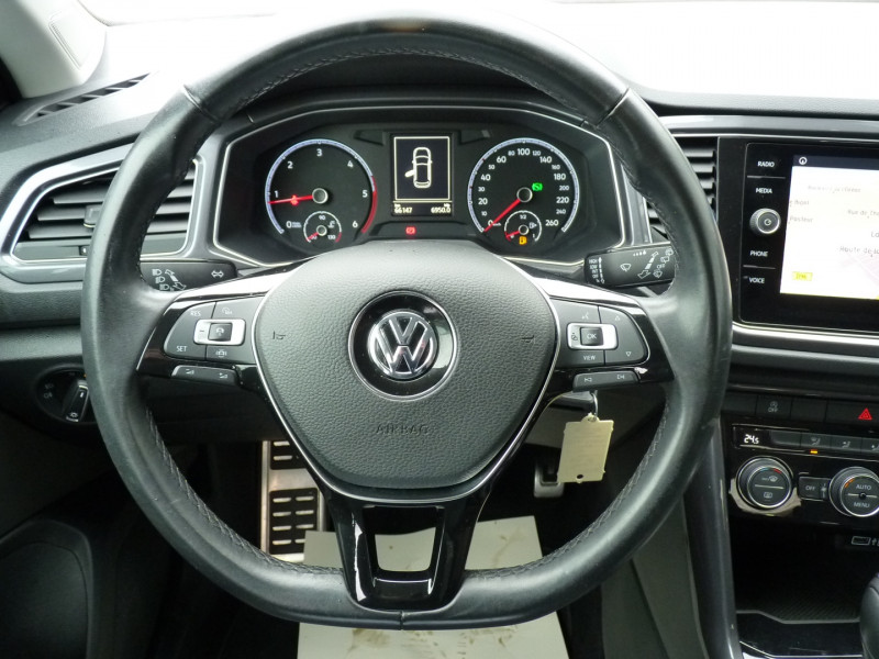 Photo 8 de l'offre de VOLKSWAGEN T-ROC 2.0 TDI 150CH IQ.DRIVE DSG7 EURO6D-T à 23900€ chez Vent d'ouest automobiles