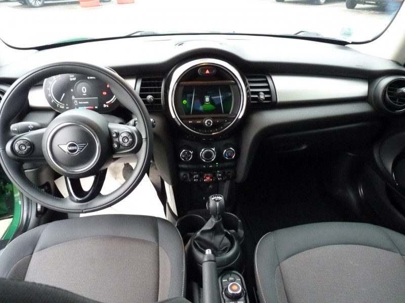 Photo 7 de l'offre de MINI MINI COOPER  136CH à 17990€ chez Vent d'ouest automobiles