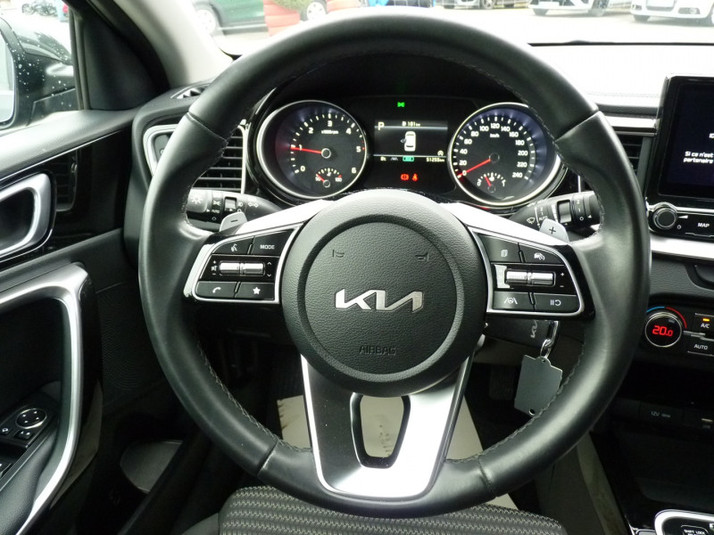 Photo 8 de l'offre de KIA CEED SW 1.6 CRDI 136CH MHEV ACTIVE BUSINESS DCT7 à 21990€ chez Vent d'ouest automobiles