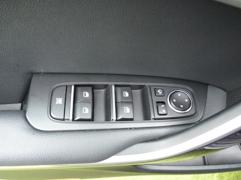 Photo 15 de l'offre de KIA CEED SW 1.6 CRDI 136CH MHEV ACTIVE BUSINESS DCT7 à 21990€ chez Vent d'ouest automobiles