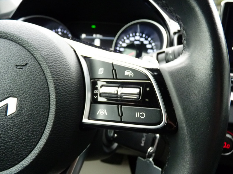 Photo 9 de l'offre de KIA CEED SW 1.6 CRDI 136CH MHEV ACTIVE BUSINESS DCT7 à 21990€ chez Vent d'ouest automobiles