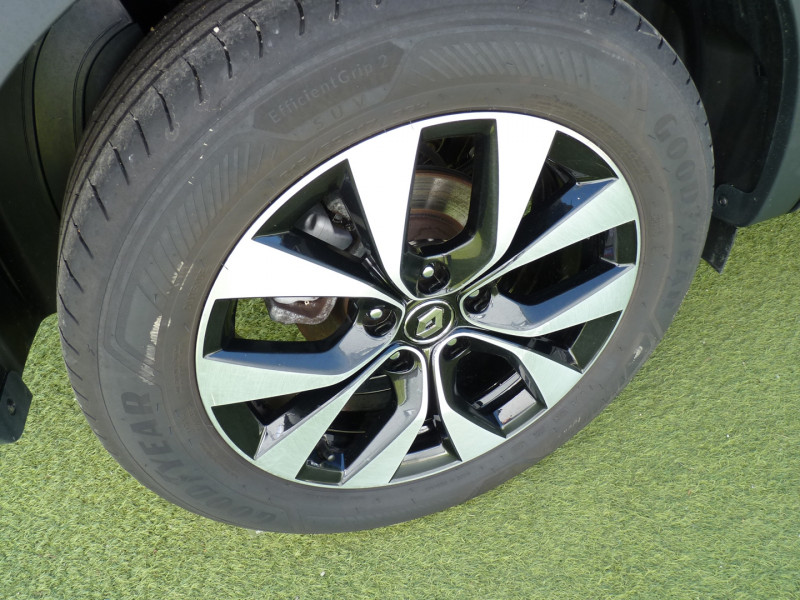 Photo 16 Renault ARKANA 1.6 E-TECH HYBRIDE 145CH EVOLUTION -22 Hybride GRIS FONCE METAL en vente chez Vent d'ouest automobiles Photo 16 de l'offre de RENAULT ARKANA 1.6 E-TECH HYBRIDE 145CH EVOLUTION -22 à 20990€ chez Vent d'ouest automobiles