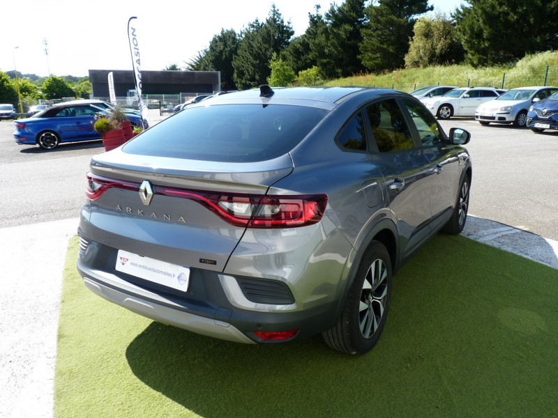 Photo 4 Renault ARKANA 1.6 E-TECH HYBRIDE 145CH EVOLUTION -22 Hybride GRIS FONCE METAL en vente chez Vent d'ouest automobiles Photo 4 de l'offre de RENAULT ARKANA 1.6 E-TECH HYBRIDE 145CH EVOLUTION -22 à 20990€ chez Vent d'ouest automobiles