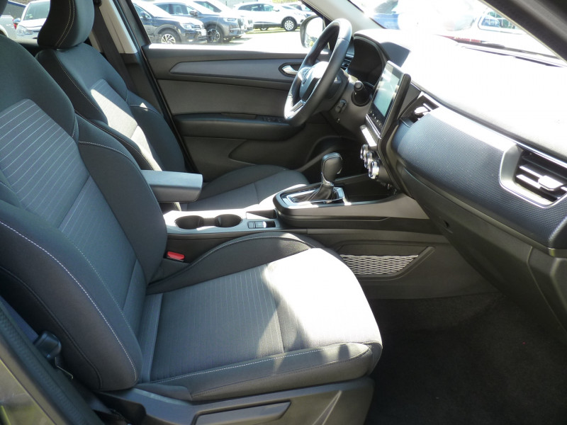 Photo 5 Renault ARKANA 1.6 E-TECH HYBRIDE 145CH EVOLUTION -22 Hybride GRIS FONCE METAL en vente chez Vent d'ouest automobiles Photo 5 de l'offre de RENAULT ARKANA 1.6 E-TECH HYBRIDE 145CH EVOLUTION -22 à 20990€ chez Vent d'ouest automobiles