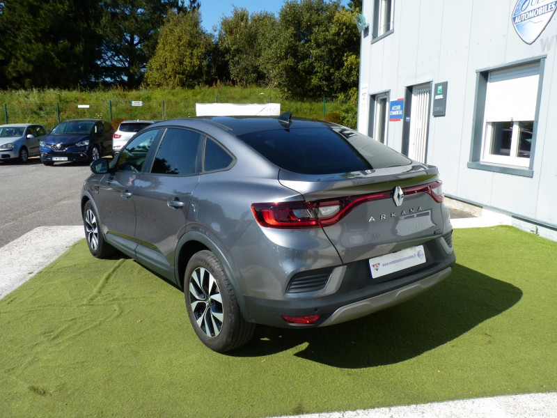 Photo 3 Renault ARKANA 1.6 E-TECH HYBRIDE 145CH EVOLUTION -22 Hybride GRIS FONCE METAL en vente chez Vent d'ouest automobiles Photo 3 de l'offre de RENAULT ARKANA 1.6 E-TECH HYBRIDE 145CH EVOLUTION -22 à 20990€ chez Vent d'ouest automobiles
