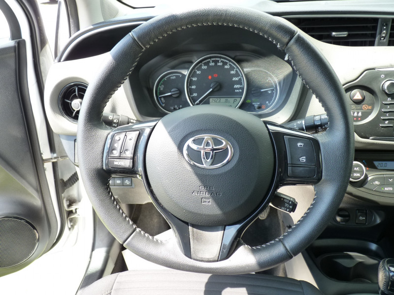 Photo 8 de l'offre de TOYOTA YARIS 100H FRANCE BUSINESS 5P MY19 à 14490€ chez Vent d'ouest automobiles