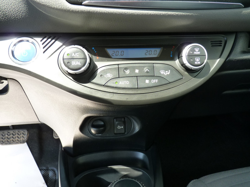 Photo 11 de l'offre de TOYOTA YARIS 100H FRANCE BUSINESS 5P MY19 à 14490€ chez Vent d'ouest automobiles