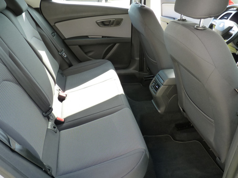 Photo 6 de l'offre de SEAT LEON 1.6 TDI 115CH STYLE BUSINESS EURO6D-T à 13490€ chez Vent d'ouest automobiles