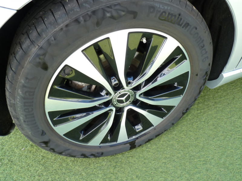 Photo 15 de l'offre de MERCEDES-BENZ CLASSE A 180D 116CH BUSINESS LINE 8G-DCT à 21990€ chez Vent d'ouest automobiles