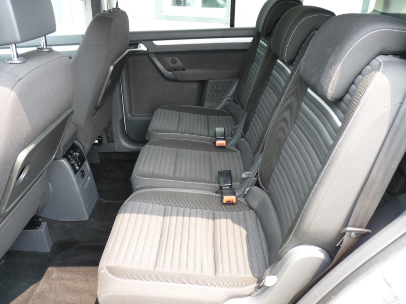 Photo 6 de l'offre de VOLKSWAGEN TOURAN 1.2 TSI 105CH MATCH à 12490€ chez Vent d'ouest automobiles