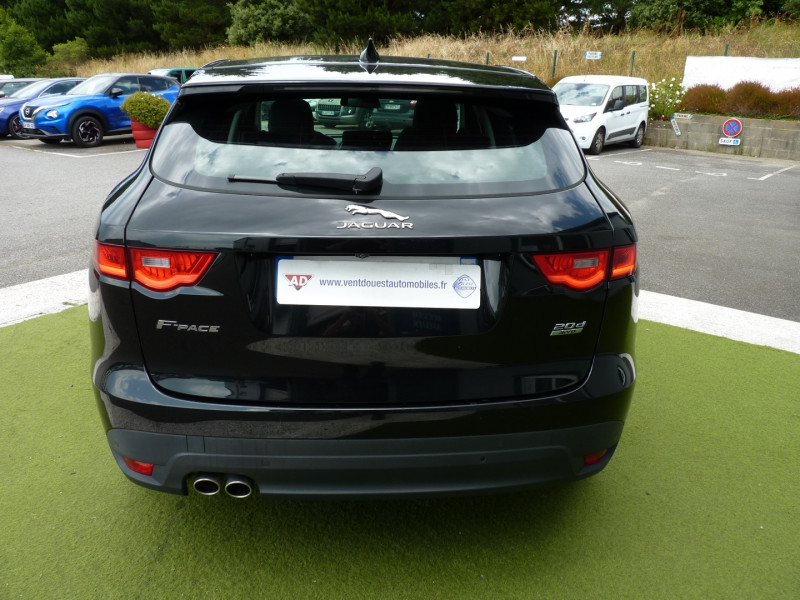 Photo 18 de l'offre de JAGUAR F-PACE 2.0D 180CH R-SPORT AWD BVA8 à 24990€ chez Vent d'ouest automobiles