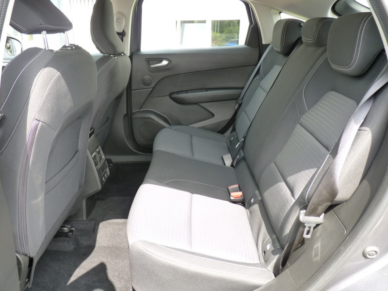 Photo 6 de l'offre de RENAULT ARKANA 1.3 TCE MILD HYBRID 140CH EQUILIBRE EDC -22 à 18490€ chez Vent d'ouest automobiles