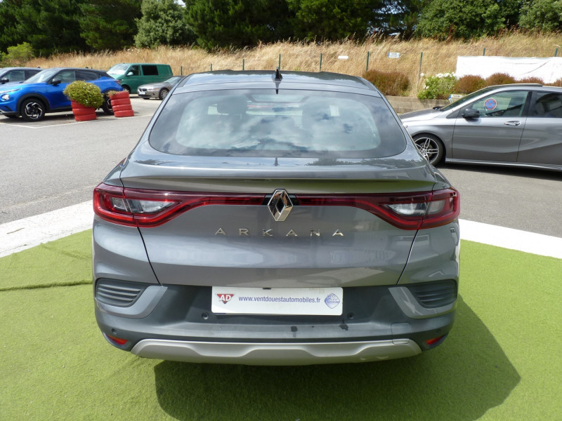 Photo 14 de l'offre de RENAULT ARKANA 1.3 TCE MILD HYBRID 140CH EQUILIBRE EDC -22 à 18490€ chez Vent d'ouest automobiles