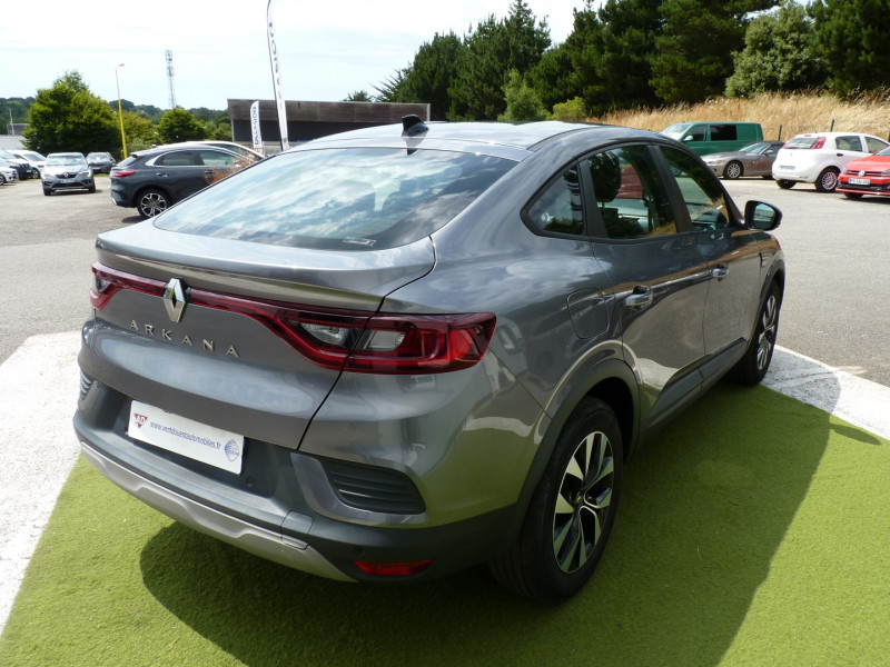 Photo 4 de l'offre de RENAULT ARKANA 1.3 TCE MILD HYBRID 140CH EQUILIBRE EDC -22 à 18990€ chez Vent d'ouest automobiles