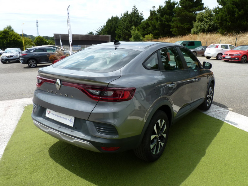 Photo 4 de l'offre de RENAULT ARKANA 1.3 TCE MILD HYBRID 140CH EQUILIBRE EDC -22 à 18490€ chez Vent d'ouest automobiles