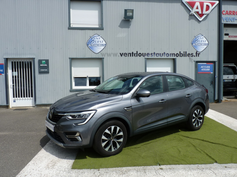 Renault ARKANA 1.3 TCE MILD HYBRID 140CH EQUILIBRE EDC -22 Essence GRIS FONCE METAL Occasion à vendre