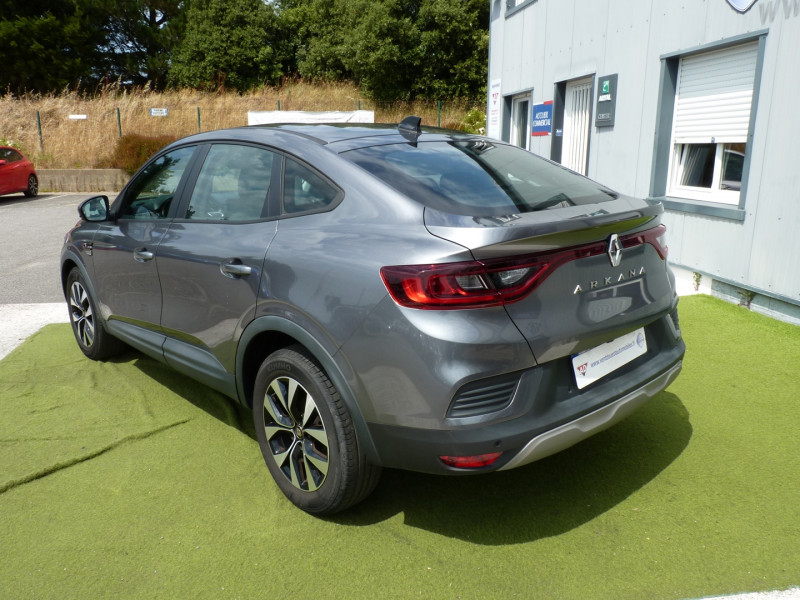 Photo 3 de l'offre de RENAULT ARKANA 1.3 TCE MILD HYBRID 140CH EQUILIBRE EDC -22 à 18990€ chez Vent d'ouest automobiles