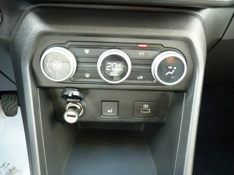 Photo 11 de l'offre de DACIA SANDERO 1.0 ECO-G 100CH STEPWAY EXTREME à 14990€ chez Vent d'ouest automobiles