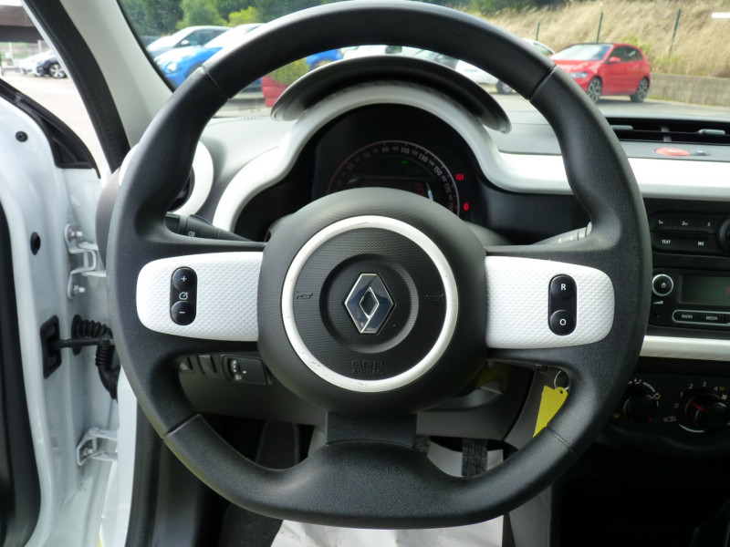 Photo 8 de l'offre de RENAULT TWINGO III 1.0 SCE 65CH LIFE - 20 à 9490€ chez Vent d'ouest automobiles