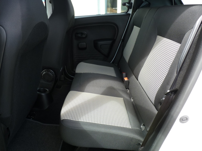 Photo 6 de l'offre de RENAULT TWINGO III 1.0 SCE 65CH LIFE - 20 à 9490€ chez Vent d'ouest automobiles