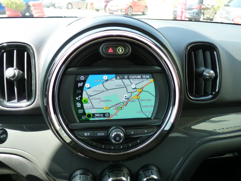 Photo 10 de l'offre de MINI COUNTRYMAN COOPER D 150CH BUSINESS DESIGN BVA à 19990€ chez Vent d'ouest automobiles