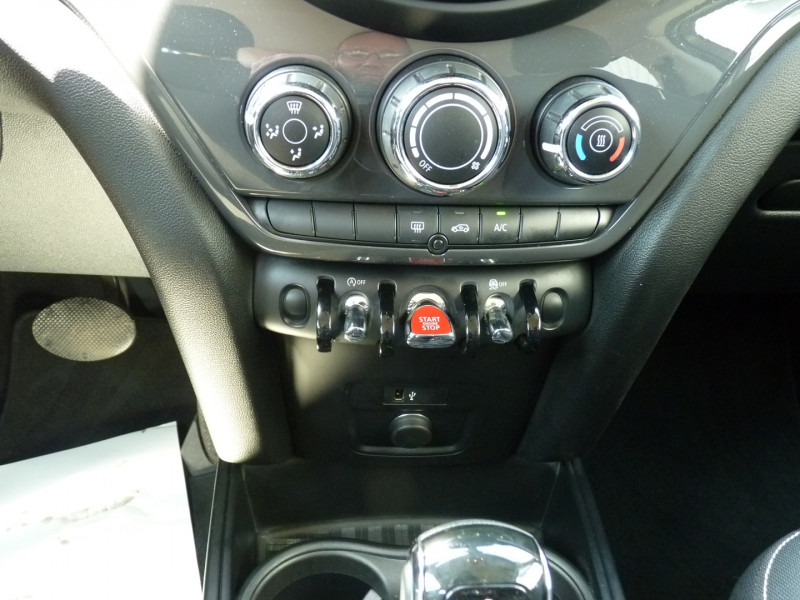 Photo 11 de l'offre de MINI COUNTRYMAN COOPER D 150CH BUSINESS DESIGN BVA à 19990€ chez Vent d'ouest automobiles
