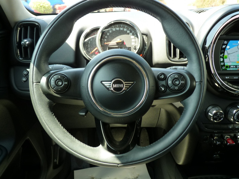 Photo 8 de l'offre de MINI COUNTRYMAN COOPER D 150CH BUSINESS DESIGN BVA à 19990€ chez Vent d'ouest automobiles
