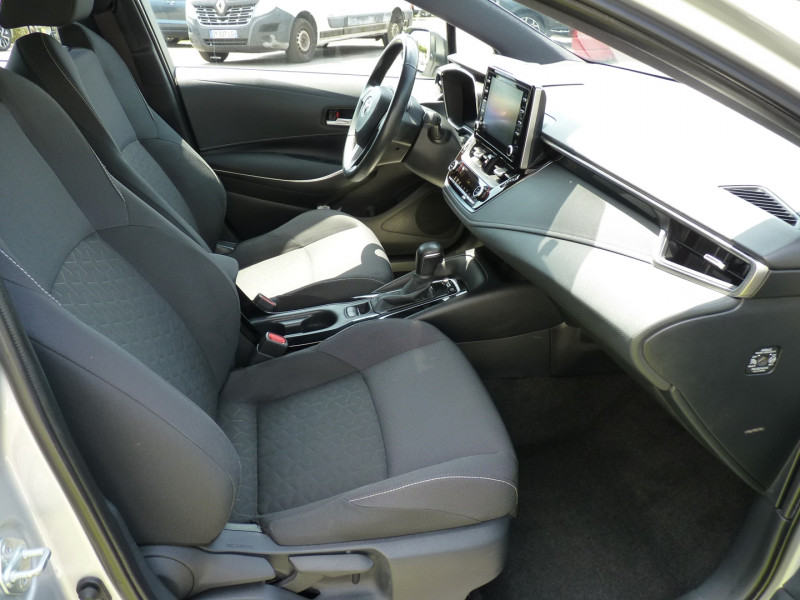 Photo 5 de l'offre de TOYOTA COROLLA TOURING SPT 122H DYNAMIC BUSINESS à 17990€ chez Vent d'ouest automobiles