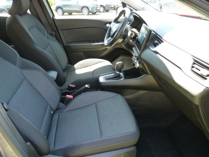 Photo 5 de l'offre de RENAULT CAPTUR II 1.6 E-TECH HYBRIDE 145CH BUSINESS -21 à 18990€ chez Vent d'ouest automobiles