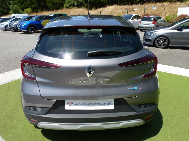 Photo 16 de l'offre de RENAULT CAPTUR II 1.6 E-TECH HYBRIDE 145CH BUSINESS -21 à 18990€ chez Vent d'ouest automobiles