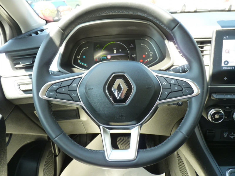 Photo 8 de l'offre de RENAULT CAPTUR II 1.6 E-TECH HYBRIDE 145CH BUSINESS -21 à 18990€ chez Vent d'ouest automobiles